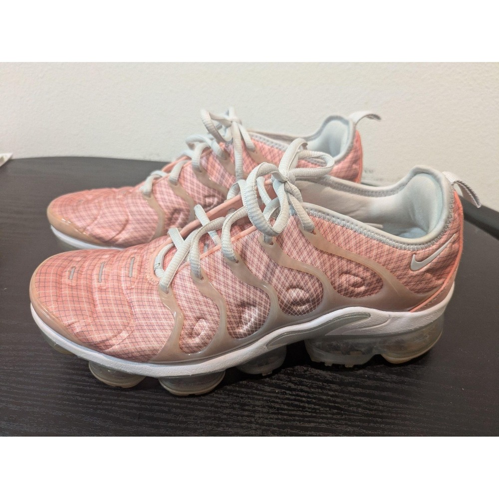 Nike Air Vapormax Plus Shoes Womens Size 9.5 Pink Plaid Running Mesh Sneakers